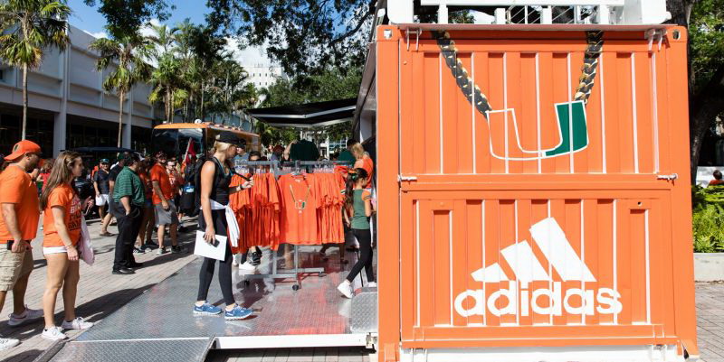 Container showcase | Adidas royal building is a well deserved propaganda weapon!