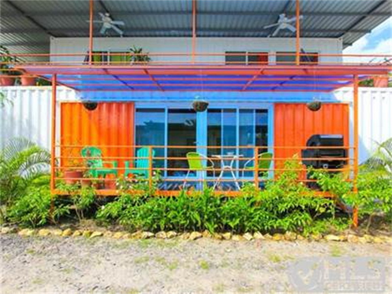Container residence | There is a pool by the sea! The low-key show off of Jane's home stay!